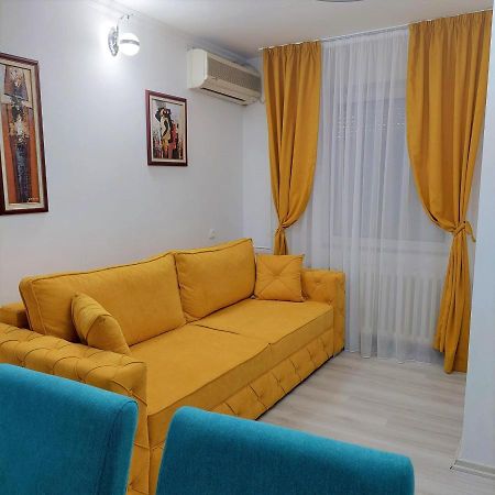 City Lux Square Apartments Szkopje Kültér fotó