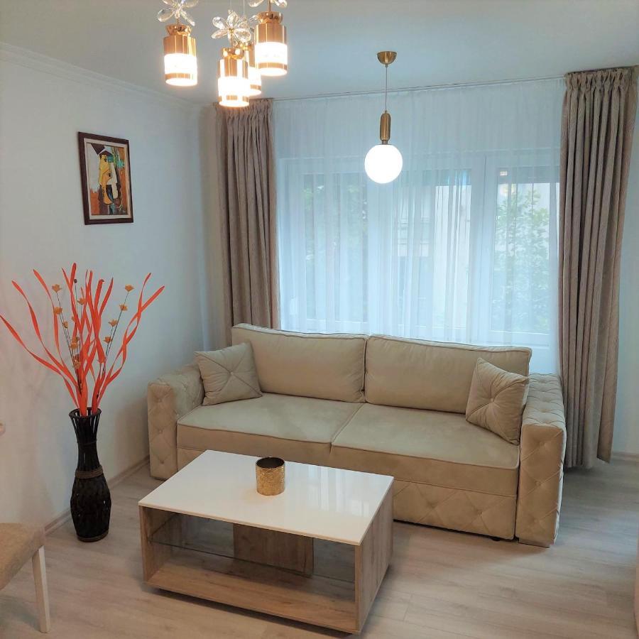 City Lux Square Apartments Szkopje Kültér fotó